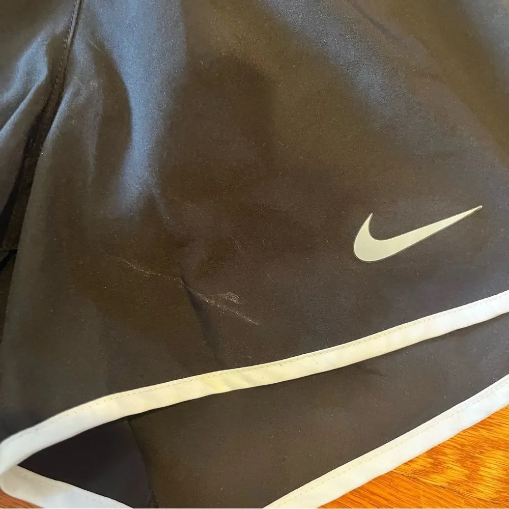 Nike DRI-FIT 10K Running Shorts in Black/White/Dark Grey/Wolf Grey Size XS